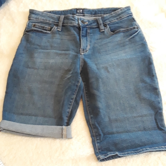 NWOT Gap Denim Sz 27 Mid-rise Jean Shorts - Picture 4 of 8